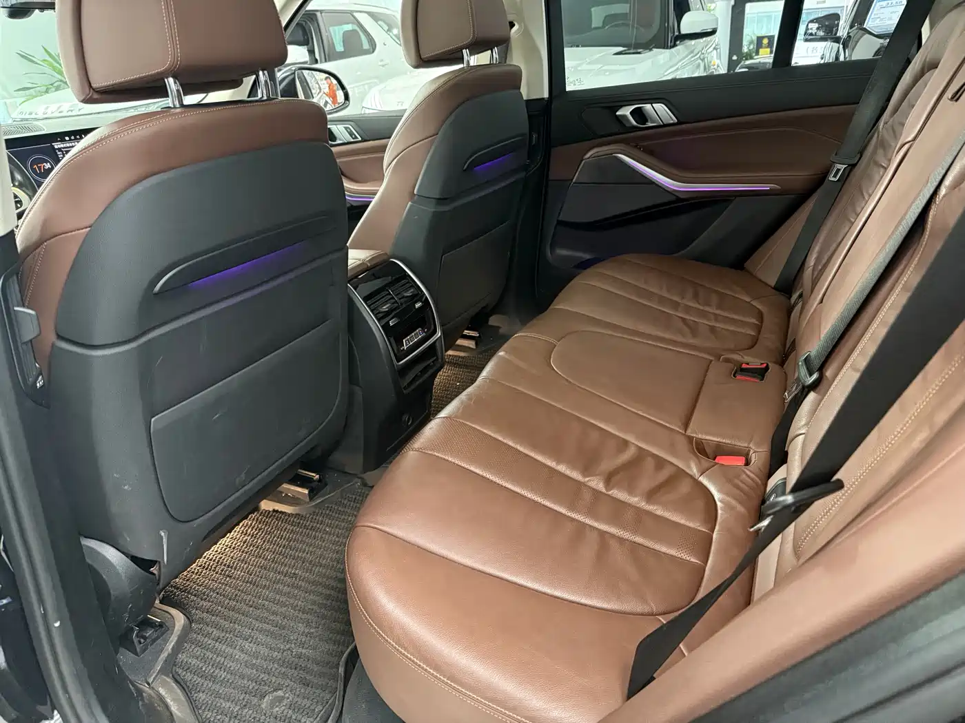 BMW X5 (Import) 2019 xDrive40i Exclusive M Sport Package фото 11