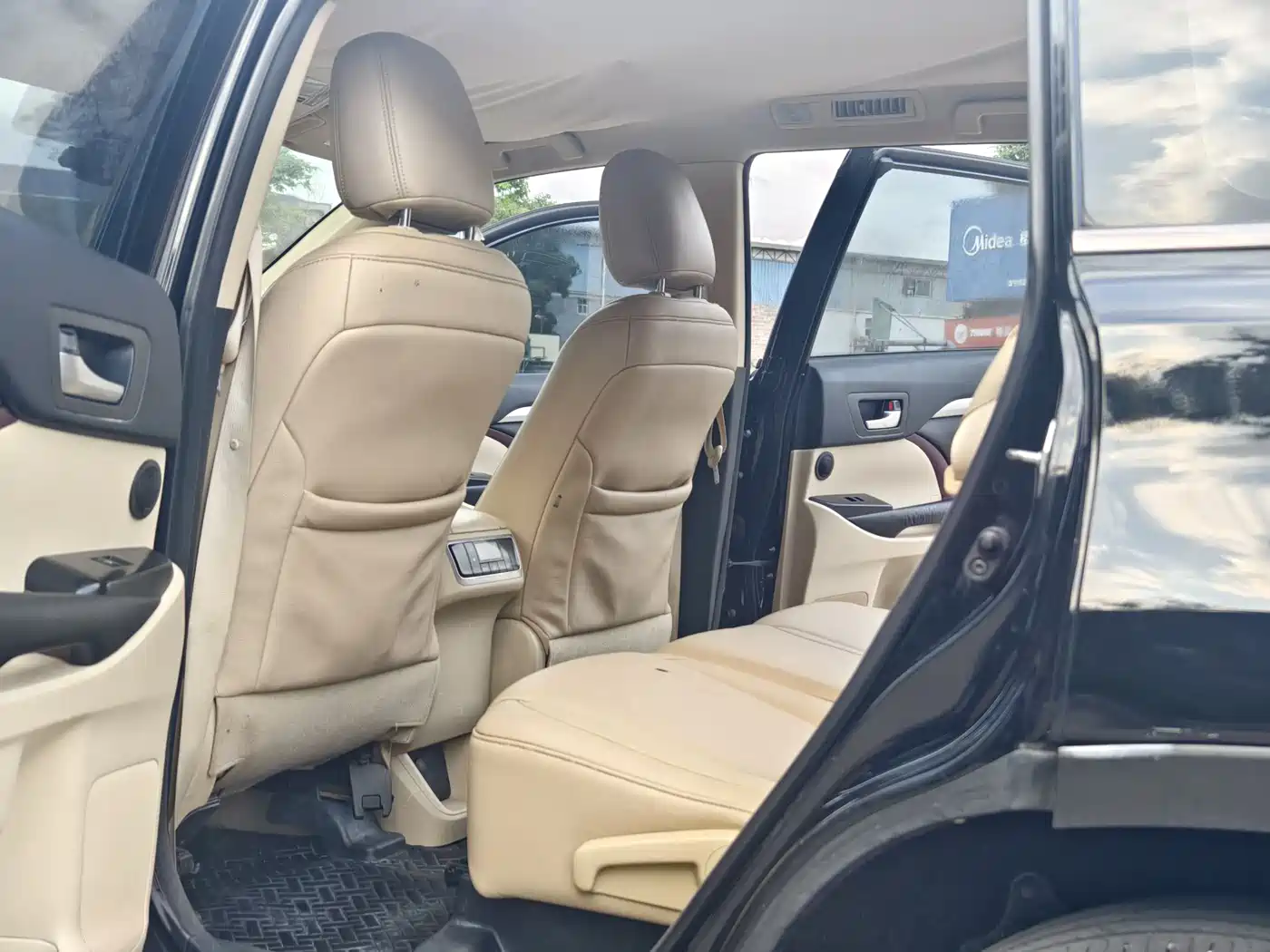 Toyota Highlander 2015 2.0T FWD Elite Edition 5-seater фото 11