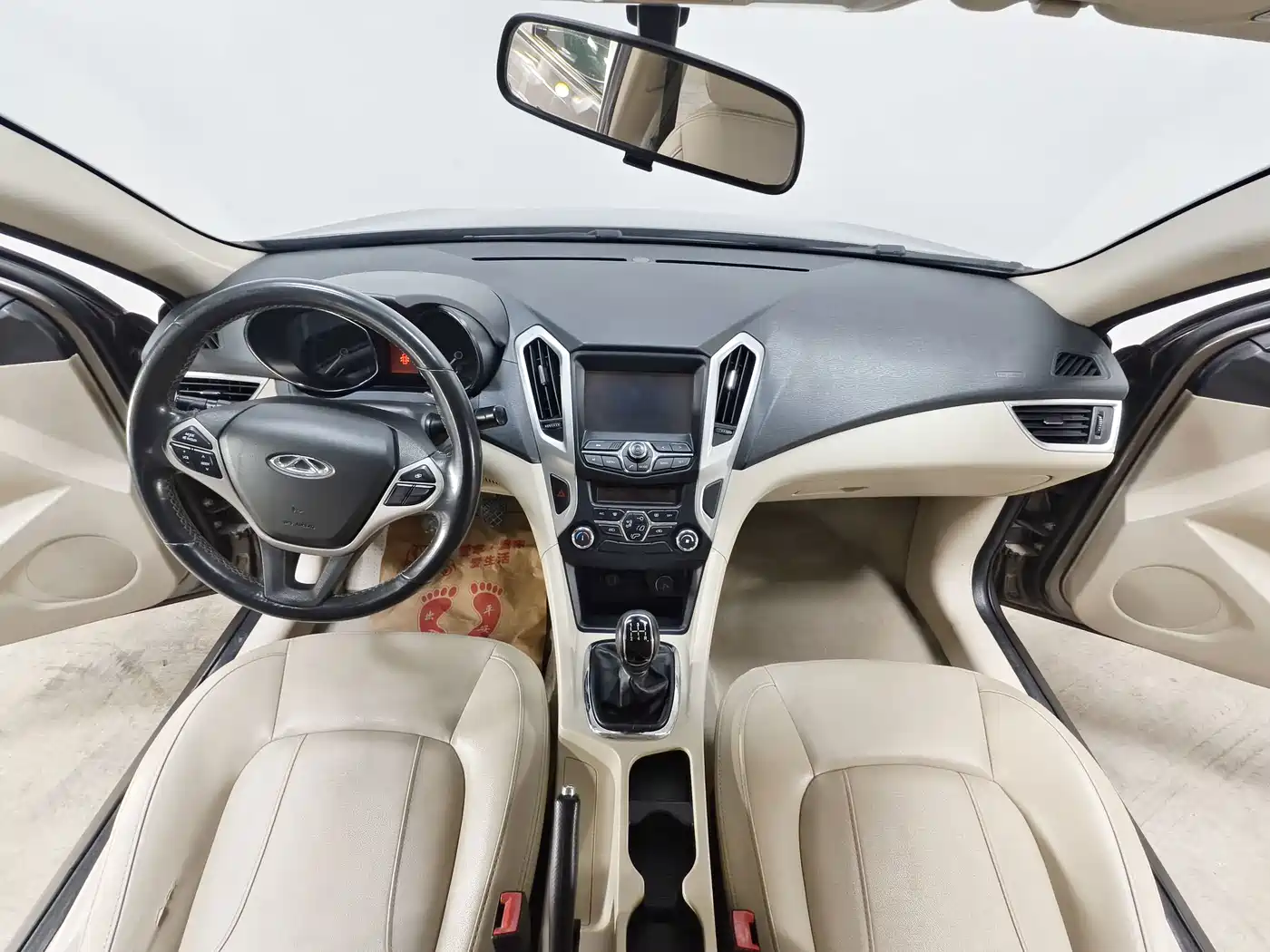 Chery Arrizo 7 2015 2015 1.6L Manual Zhishang Edition