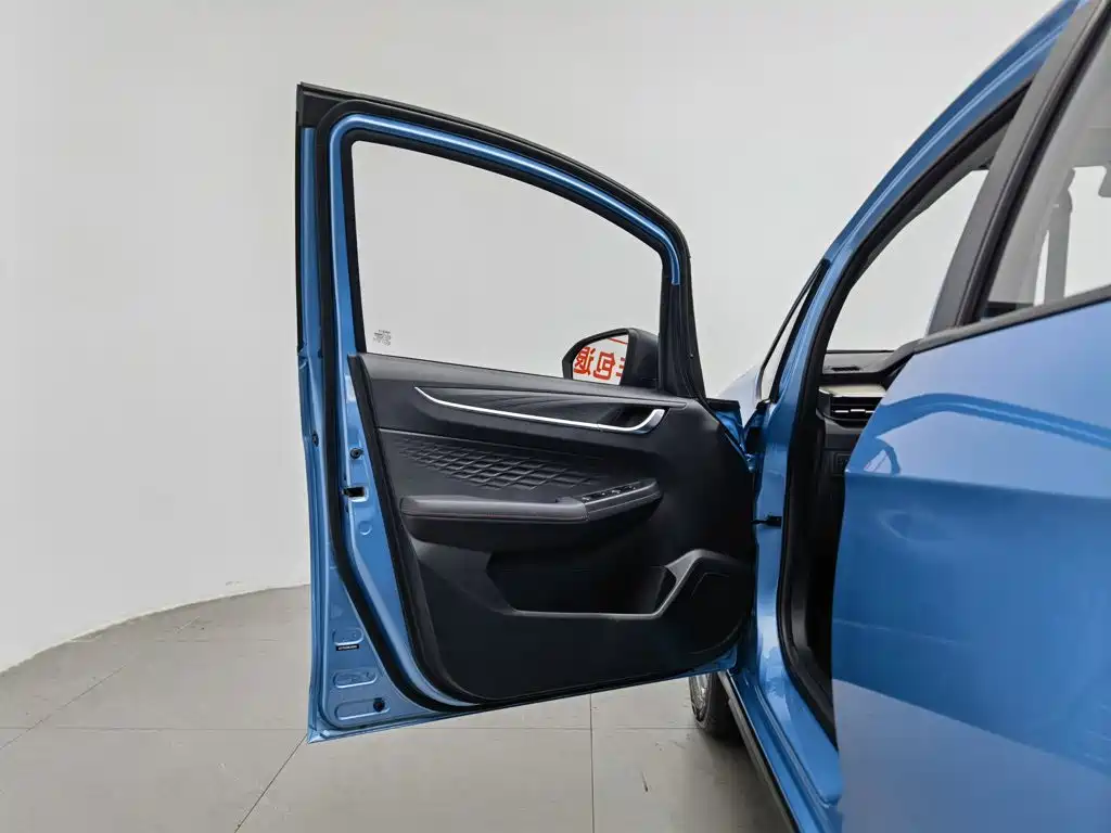 Geely Vision X3 2022 2021 PRO 1.5L CVT Premium