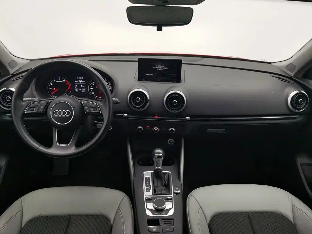 Фото 5 - Audi A3