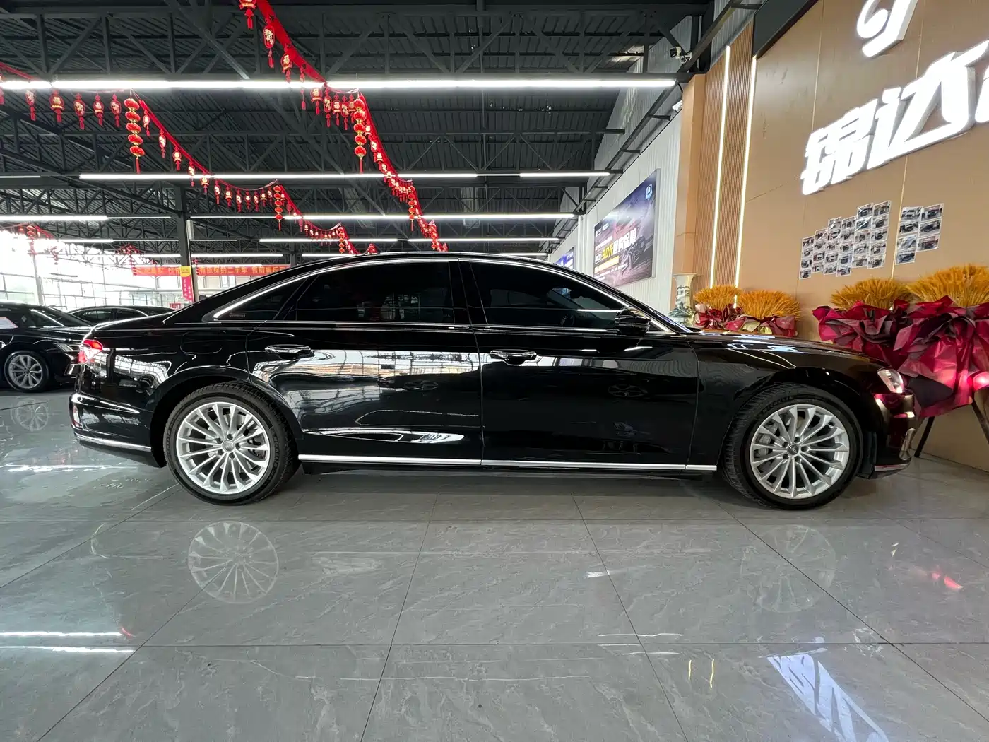 Audi A8 2018 A8L 55 TFSI quattro Launch Elite фото 4