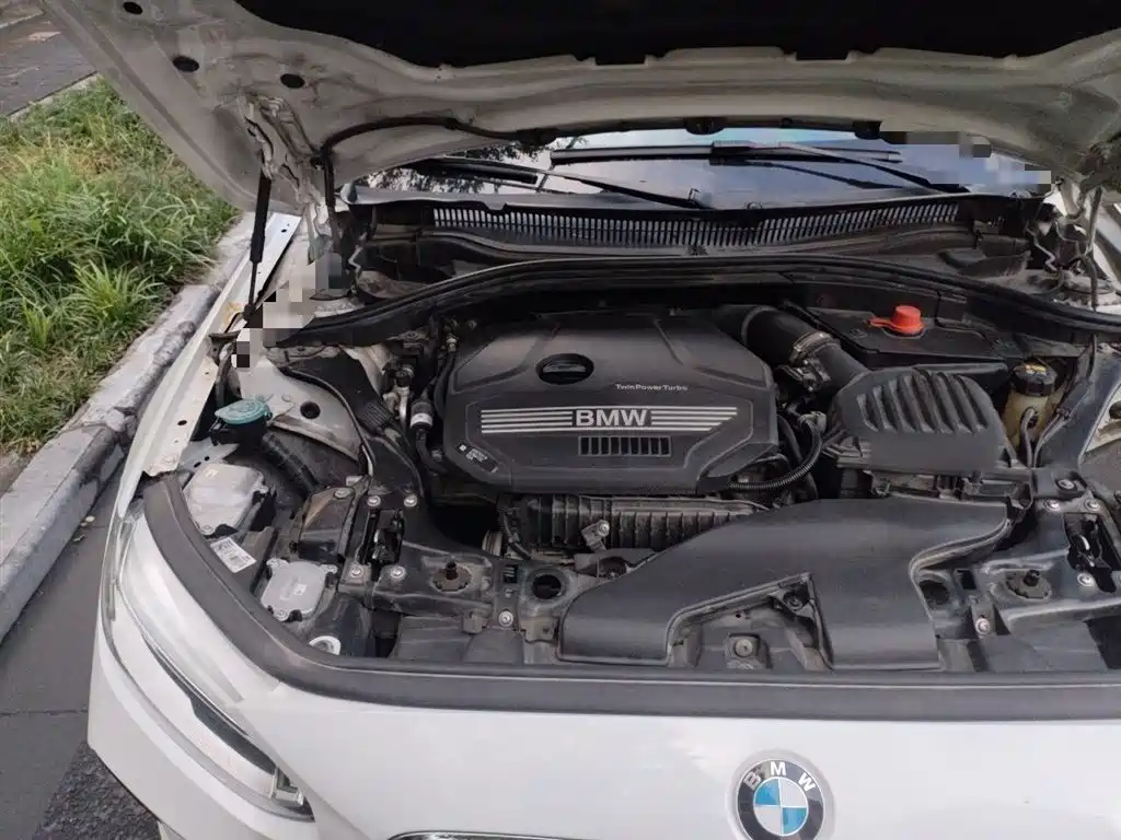 BMW 1 Series 2020 Model 120i M Sport Package фото 21