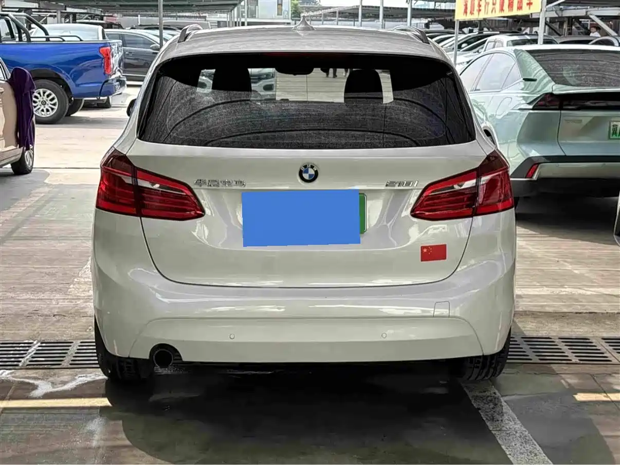BMW 2 Series Touring 2016 2016 218i Fashion Model