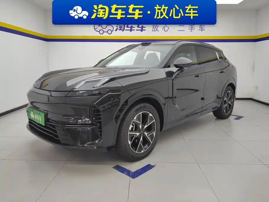 Lynk & Co 08 EM-P 2026