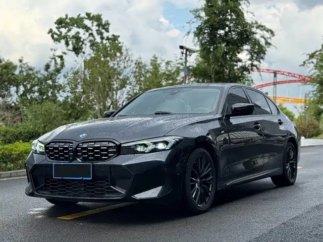 BMW 3 325Li, M Чёрный спорт-пакет