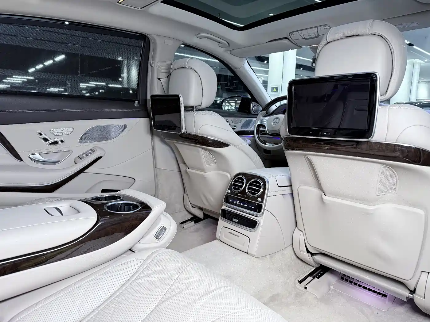 Mercedes-Benz Maybach S-Class 2015 S 400 4MATIC фото 14