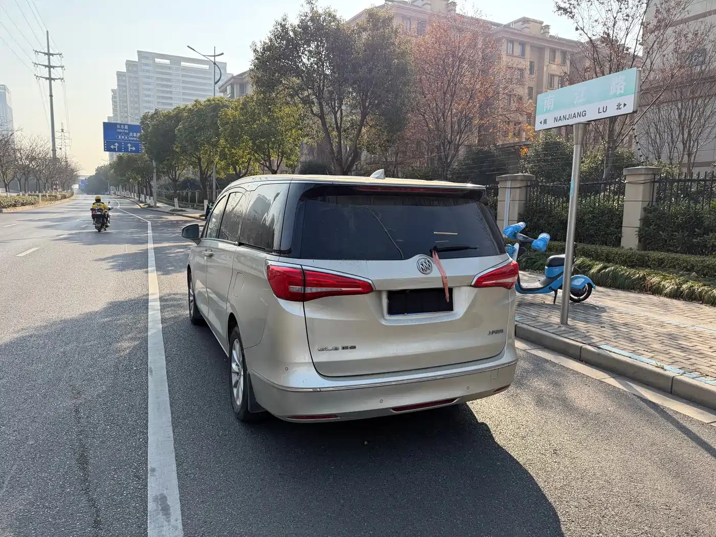 Buick GL8 2017 ES 28T Premium China V фото 3