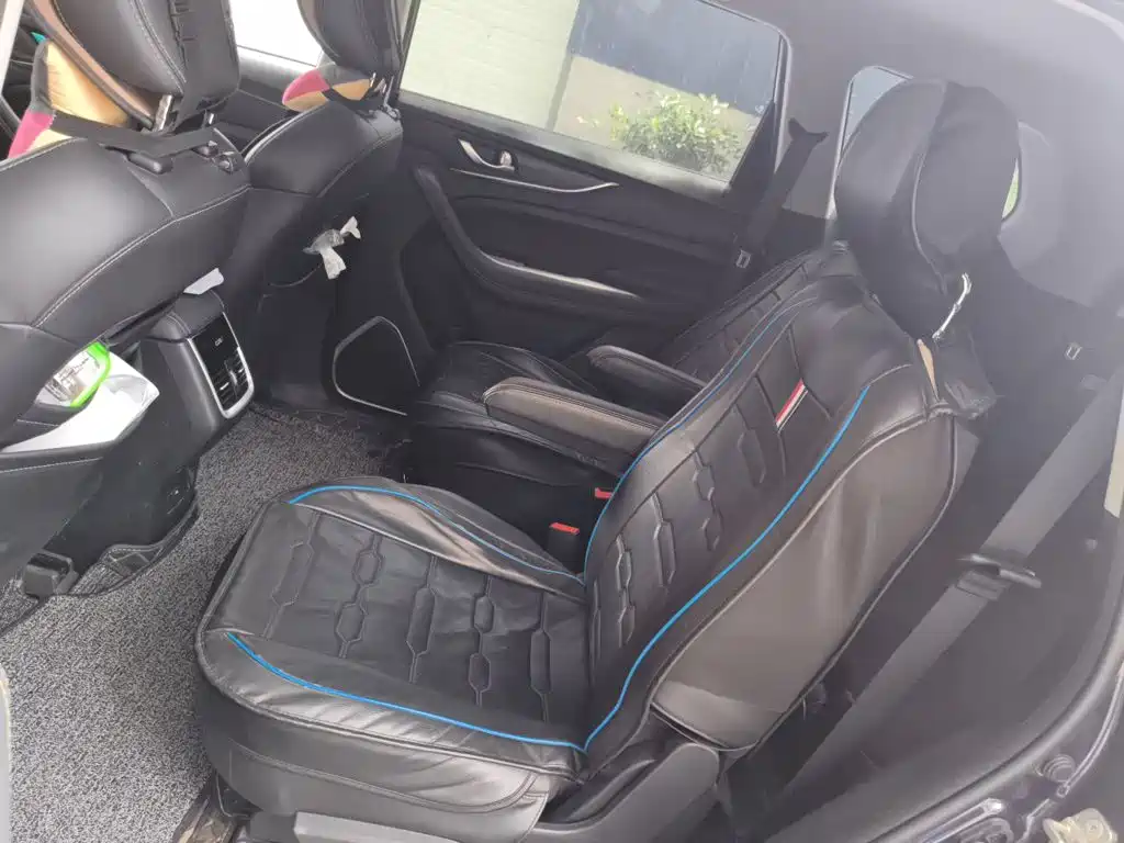 Changan Oshan Cosmos Pro 2021 2021 1.5T Manual Luxury 7-seater