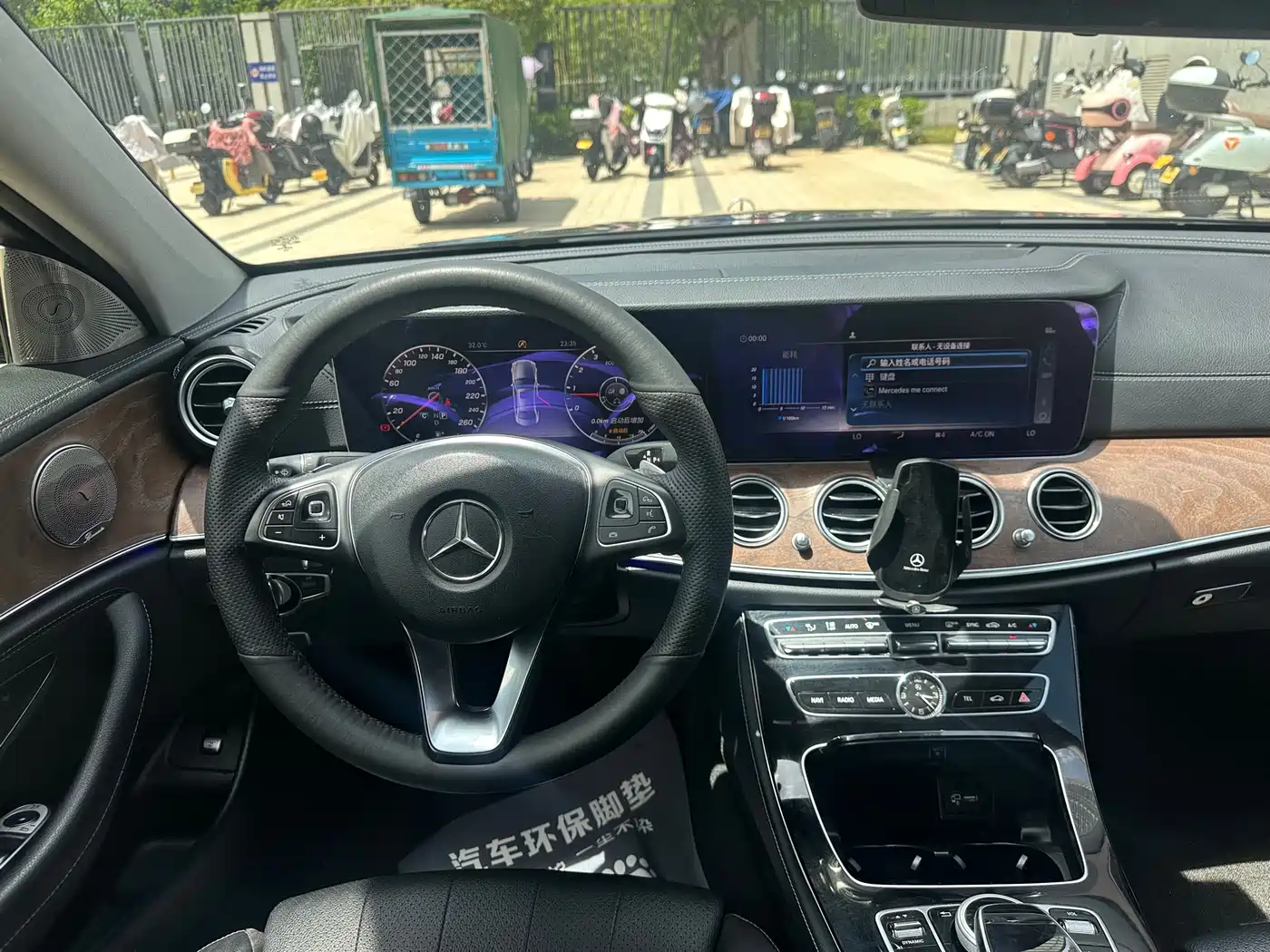 Mercedes-Benz E-Class 2016 E 200 L фото 8