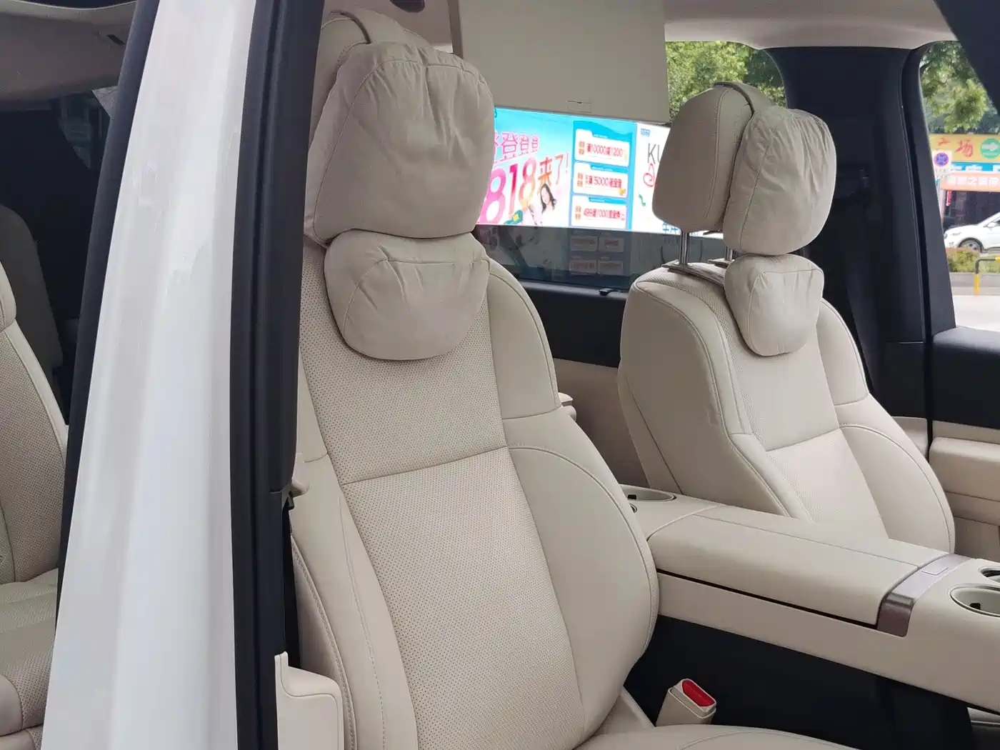Li Auto MEGA 2025 2025 Model Home Family Special Edition