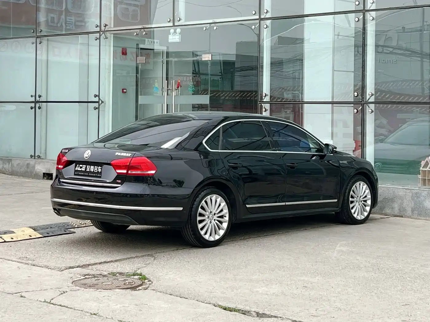 Volkswagen Passat 2012 2011 2.0TSI DSG Ultimate