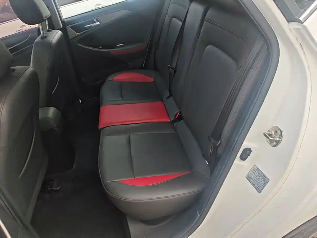 Changan Eado XT 2017 2016 1.6L Manual Stylish Cool Edition