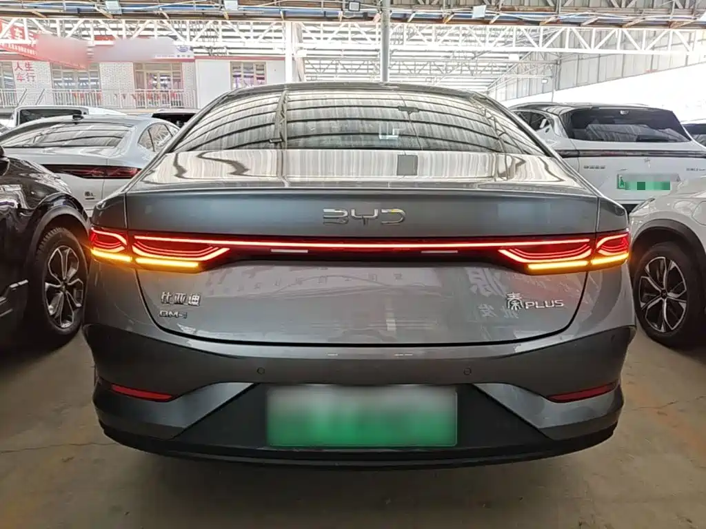Фото 6 - BYD Qin PLUS