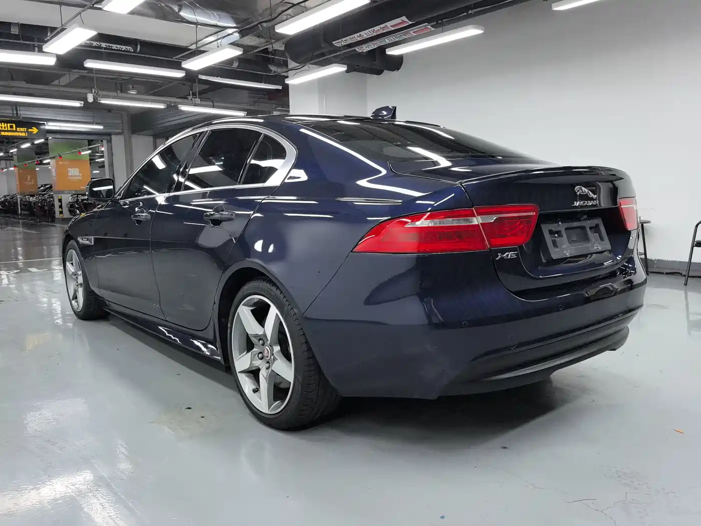 Jaguar XE 2016 2015 2.0T 200PS R-Sport