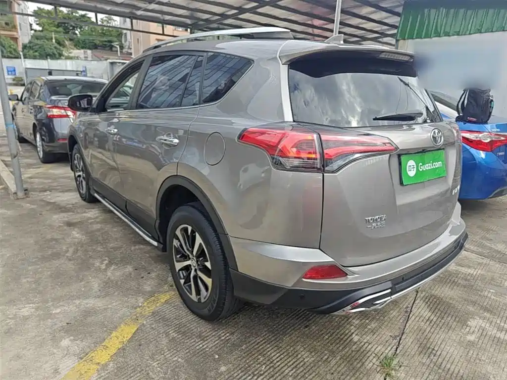 Toyota RAV4 Rongfang 2019 2.0L CVT 2WD Trend Edition China VI фото 5