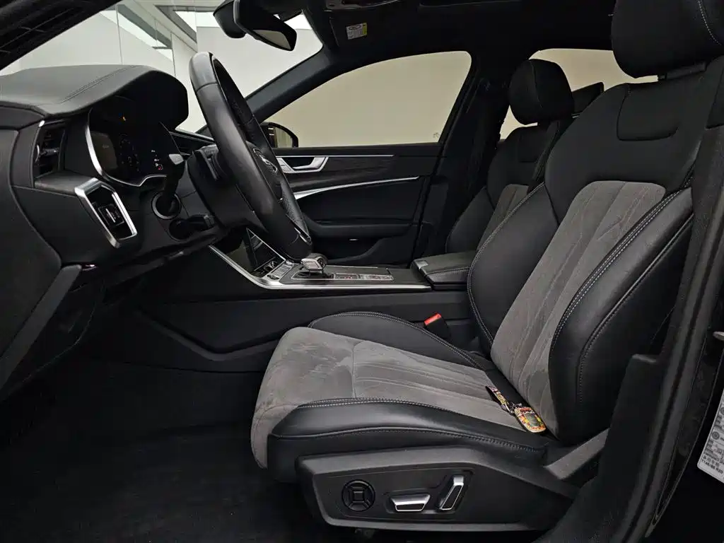 Audi A6L 2023 Facelift 45 TFSI quattro Premium Dynamic фото 11