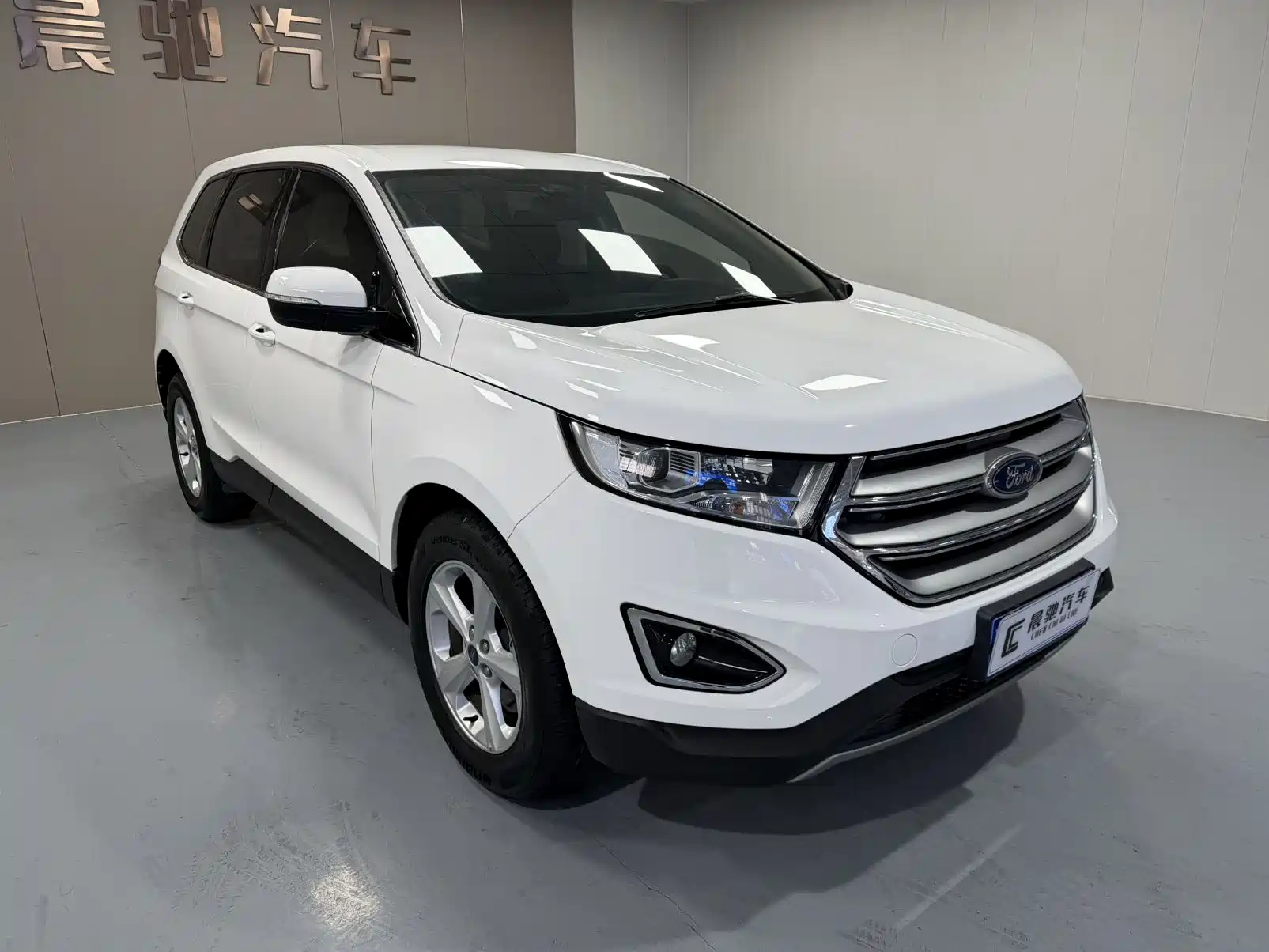 Фото 3 - Ford Edge