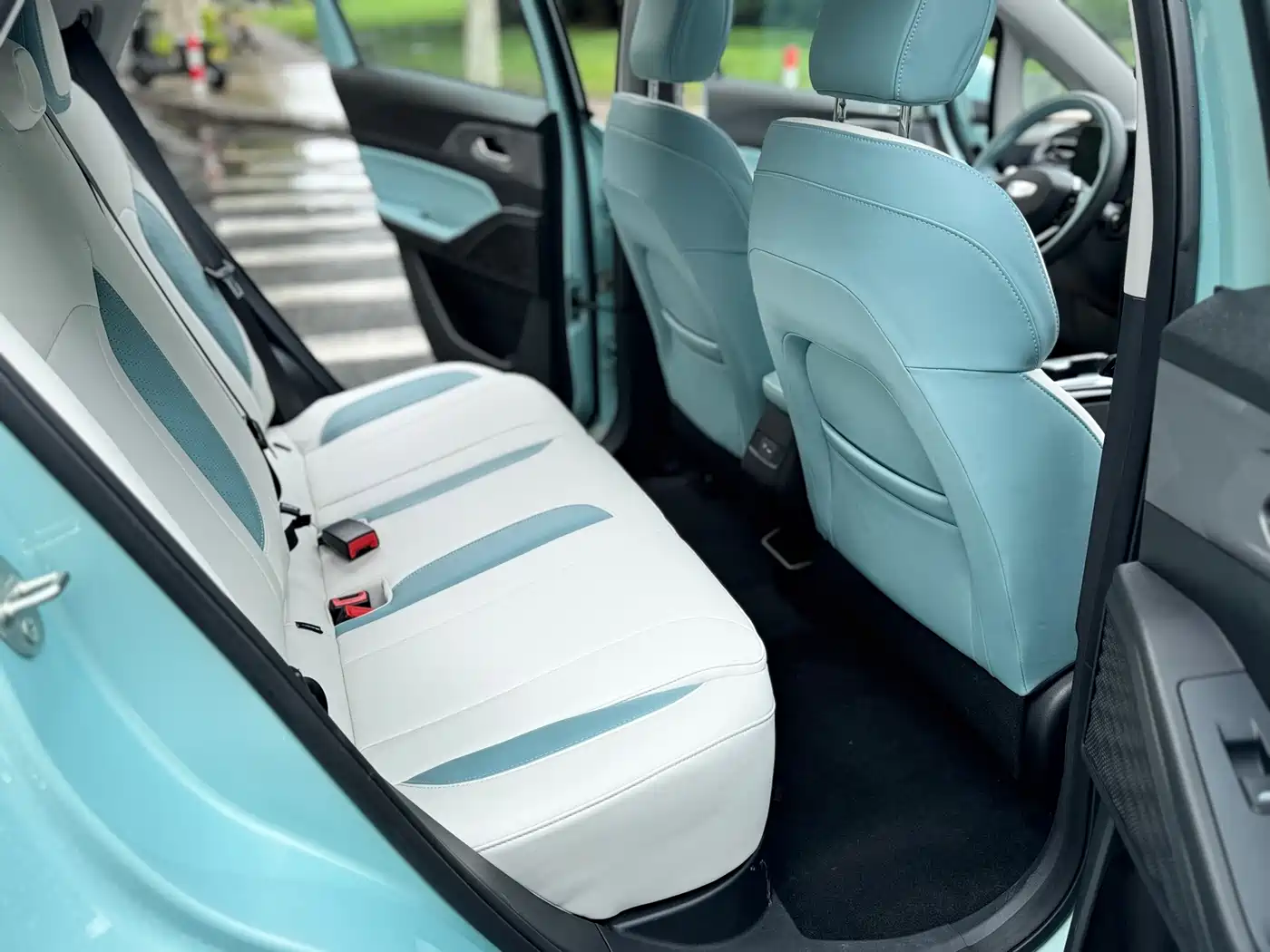 Geely Geometry E Firefly 2024 2023 401KM Linglong Tiger 5-Seater