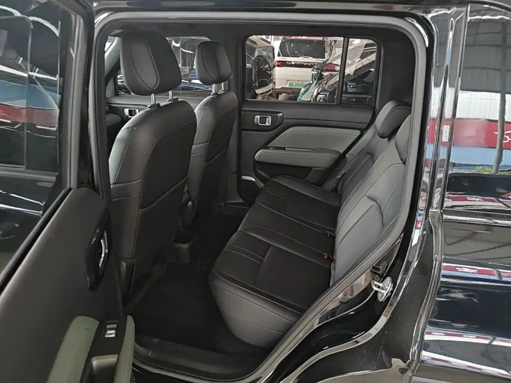 Baojun Yueye Plus 2024 2024 Smart Premium 4-Seater