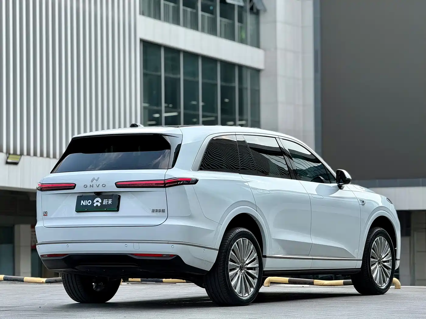 Ledao L90 2025 2025 AWD Base Model