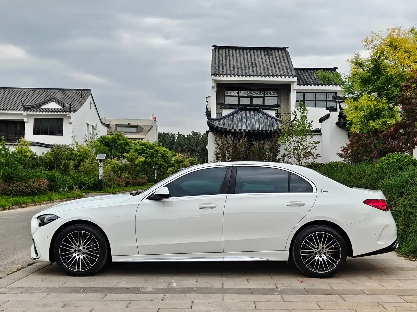 Mercedes-Benz C-Class 2025 C 260 L Sport Edition фото 4