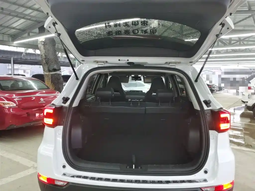 CHANGAN CS75