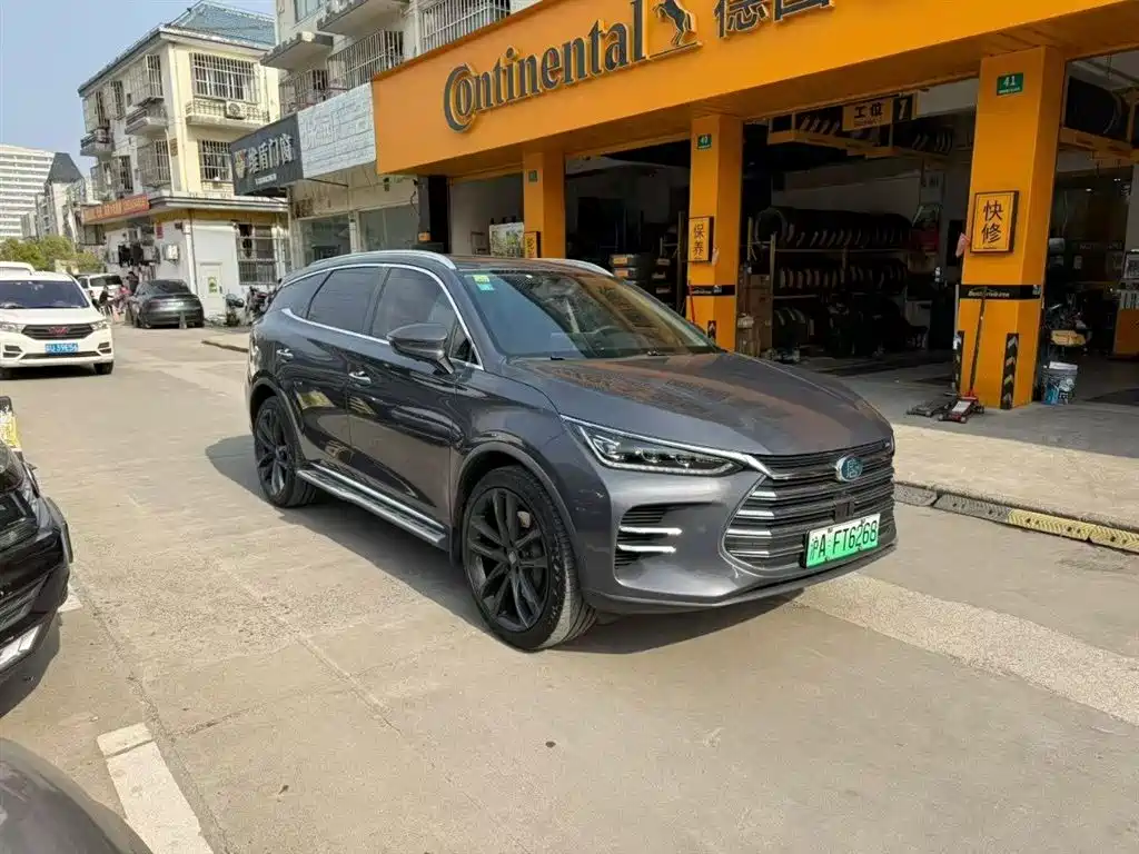 BYD Tang New Energy 2018 DM 2.0T AWD Smart Connection Enjoy Edition 7-Seater China V фото 3
