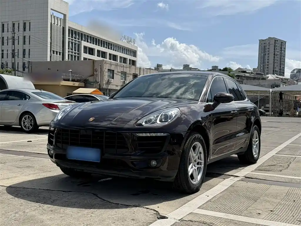 Porsche Macan 2017 Macan 2.0T фото 2