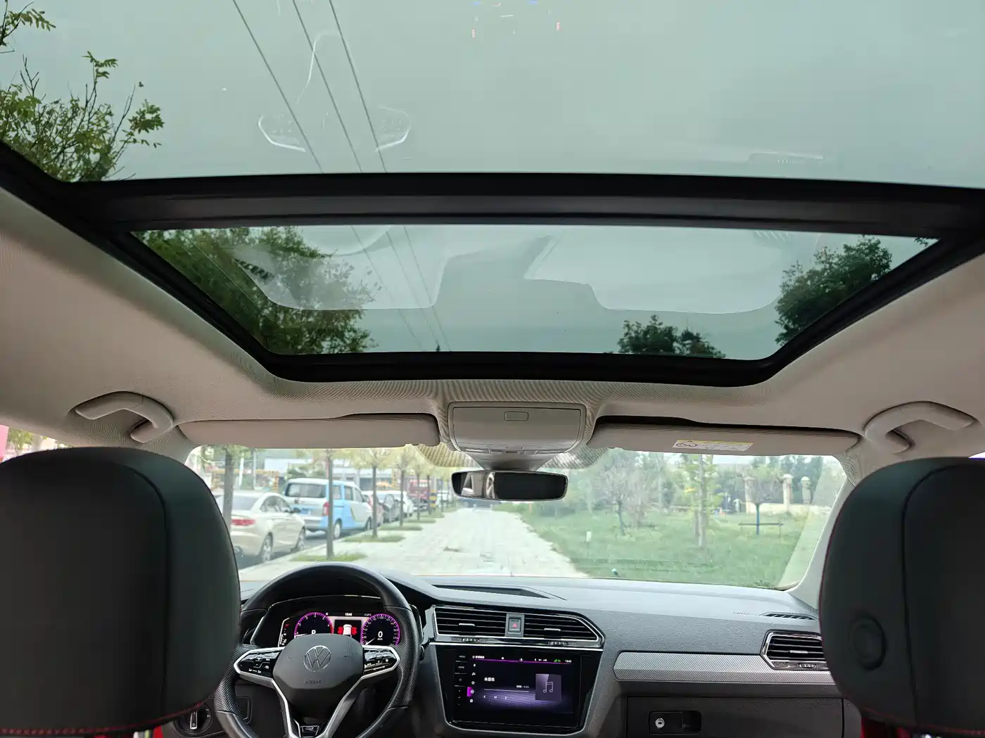 Volkswagen Tiguan X 2021 330TSI 2WD Prestige Flagship фото 18