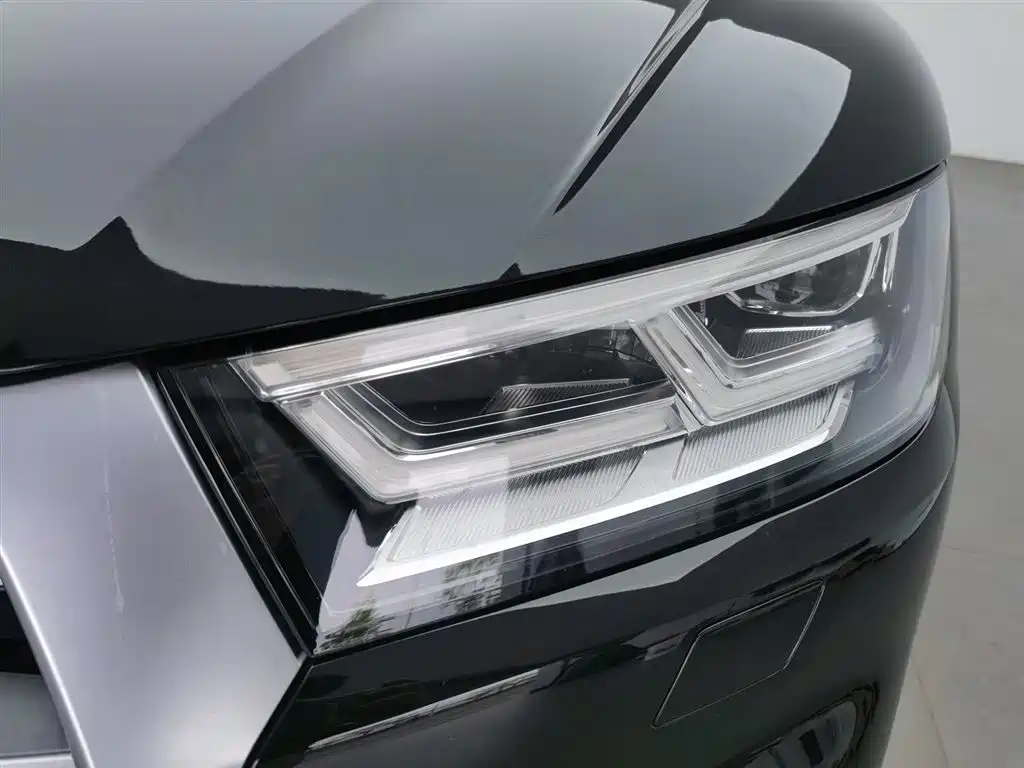 Audi Q5L 2020 45 TFSI Exclusive Fashion фото 7