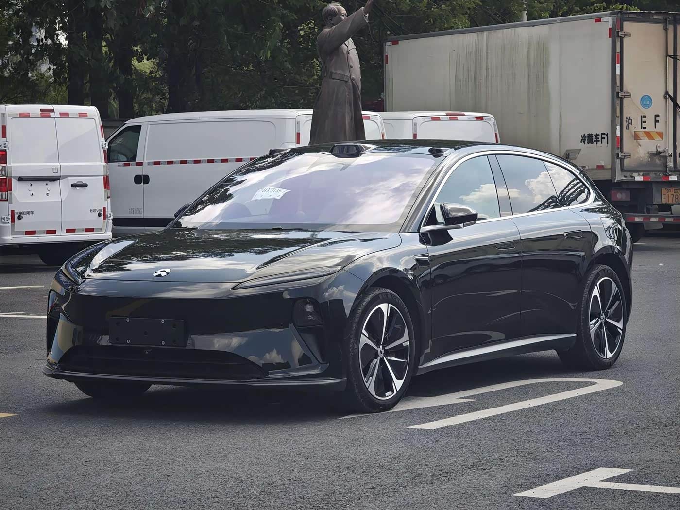 NIO ET5T