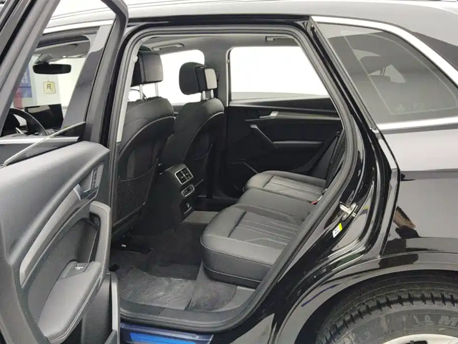 Audi Q5L 2022 Facelift 40T Luxury Dynamic фото 11