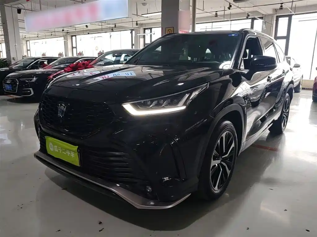 Toyota Crown Kluger 2023 2.5L HEV AWD Premium Edition