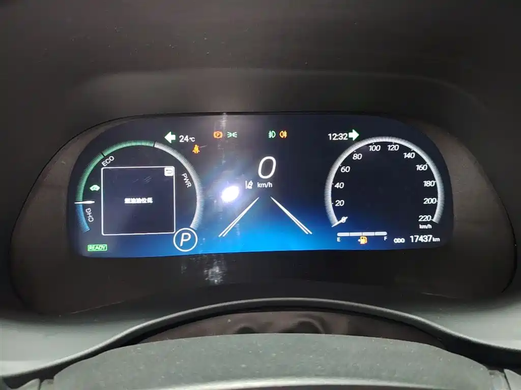 Toyota Crown Kluger 2023 2.5L HEV AWD Premium Edition фото 12