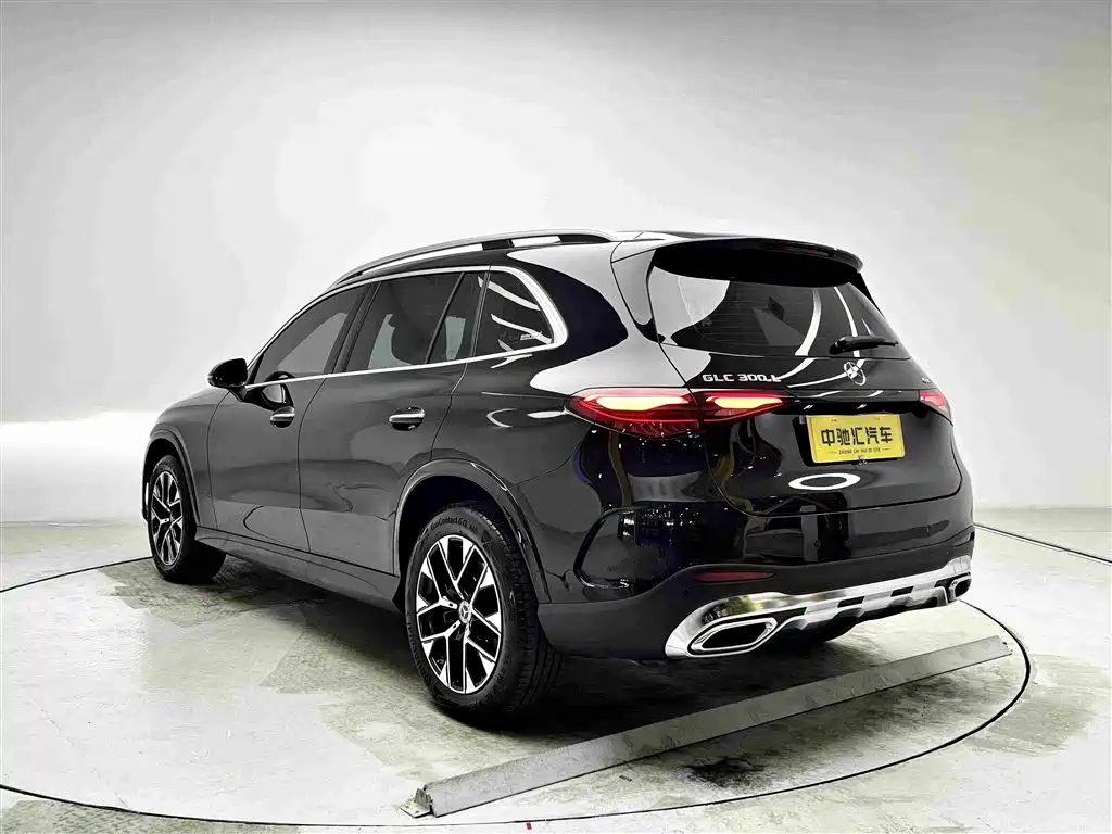 Mercedes-Benz GLC 2025 2024 GLC 260 L 4MATIC Dynamic 5-seater