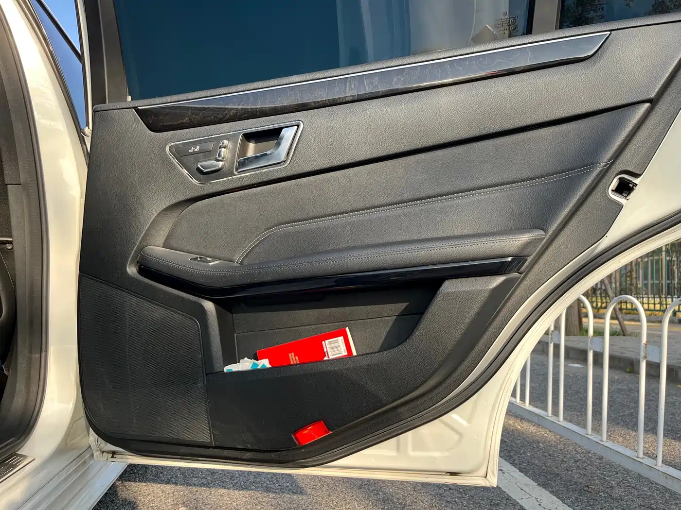 Mercedes-Benz E-Class 2014 Facelift E 260 L Sport фото 29