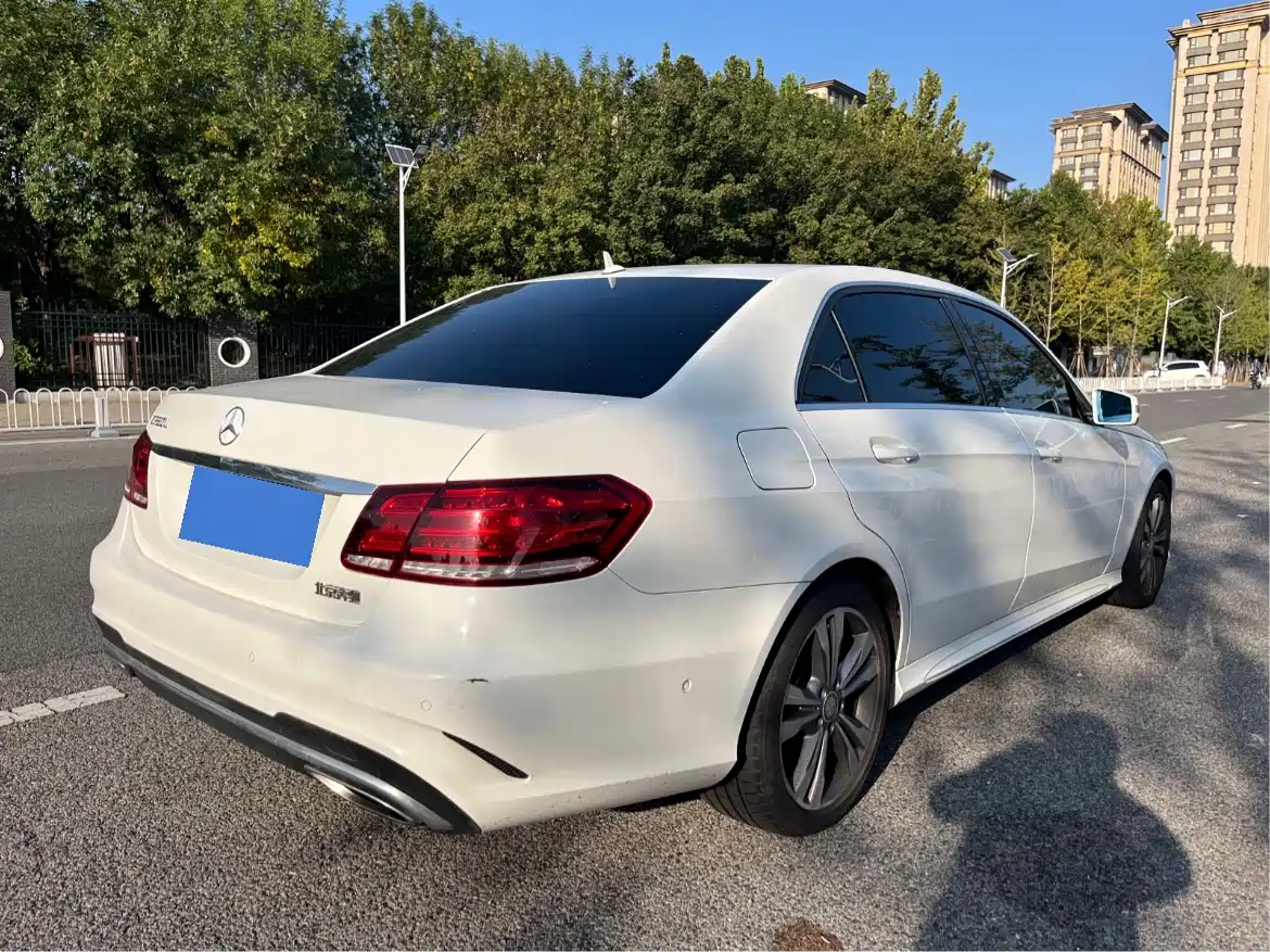 Mercedes-Benz E-Class 2014 Facelift E 260 L Sport фото 4