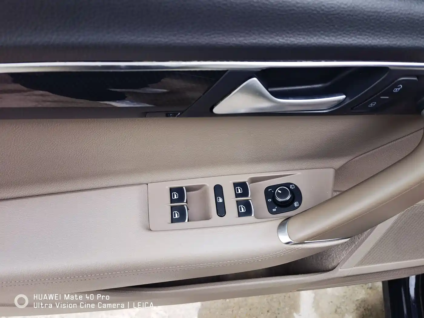 Volkswagen Magotan 2015 Facelift 1.8TSI Luxury фото 10