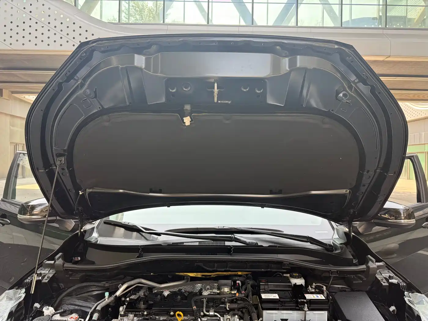 Toyota Frontlander 2022 2.0L CVT Luxury PLUS Edition фото 16