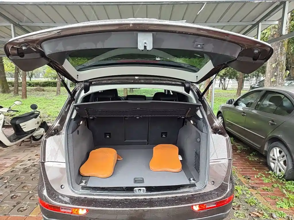 Photo 19 - Audi Q5