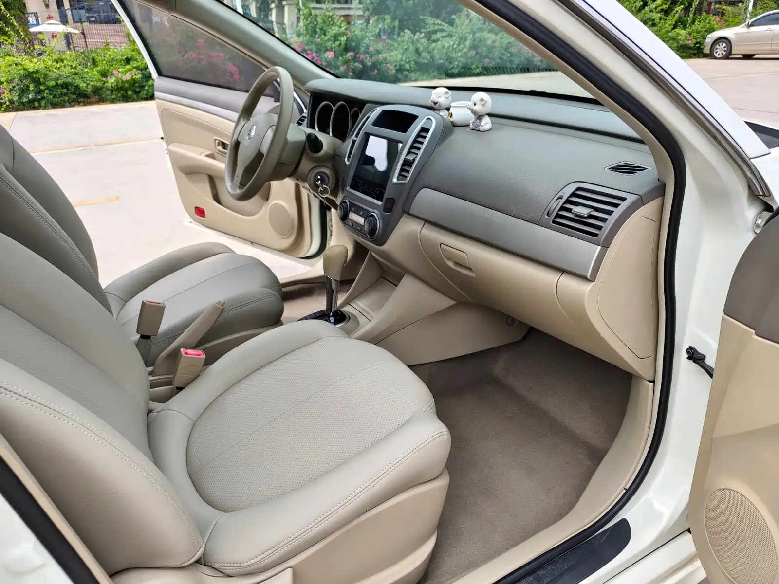 Photo 6 - Nissan Sylphy