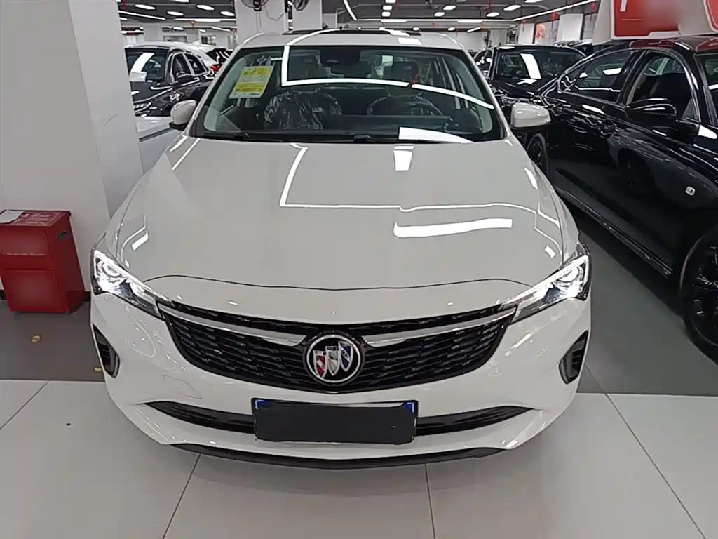Buick Verano 2023 Pro Joy Edition фото 3