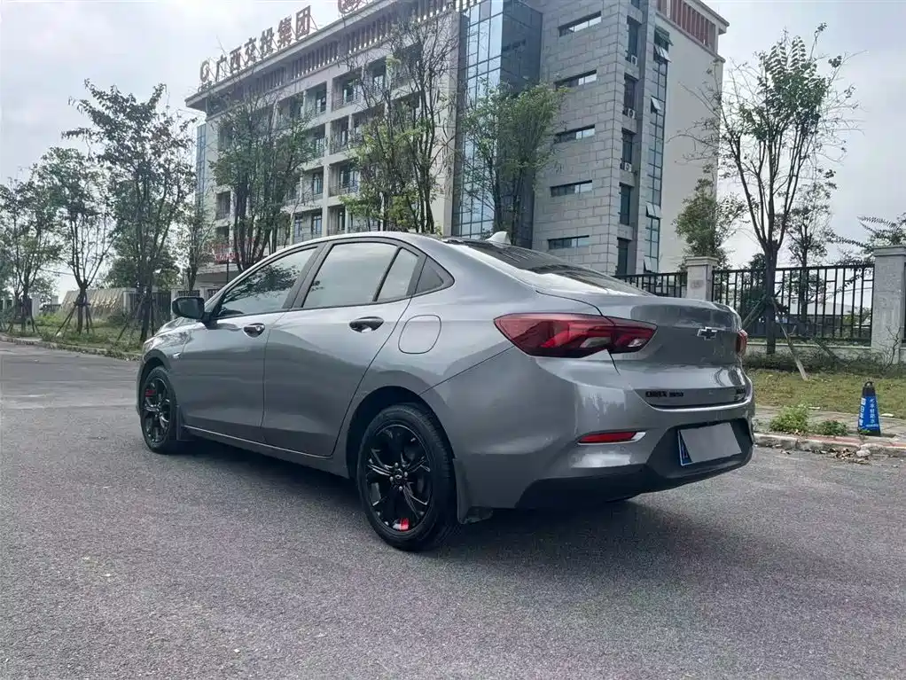 Фото 8 - Chevrolet Cavalier