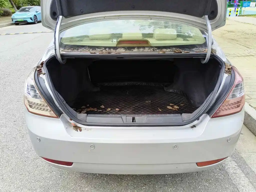 Geely Classic Emgrand 2013 2013 Sedan 1.5L Manual Progressive
