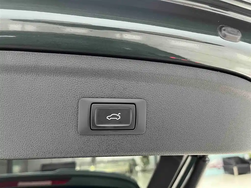 Audi A3 2023 Facelift Sportback 35 TFSI Fashion Sport фото 18