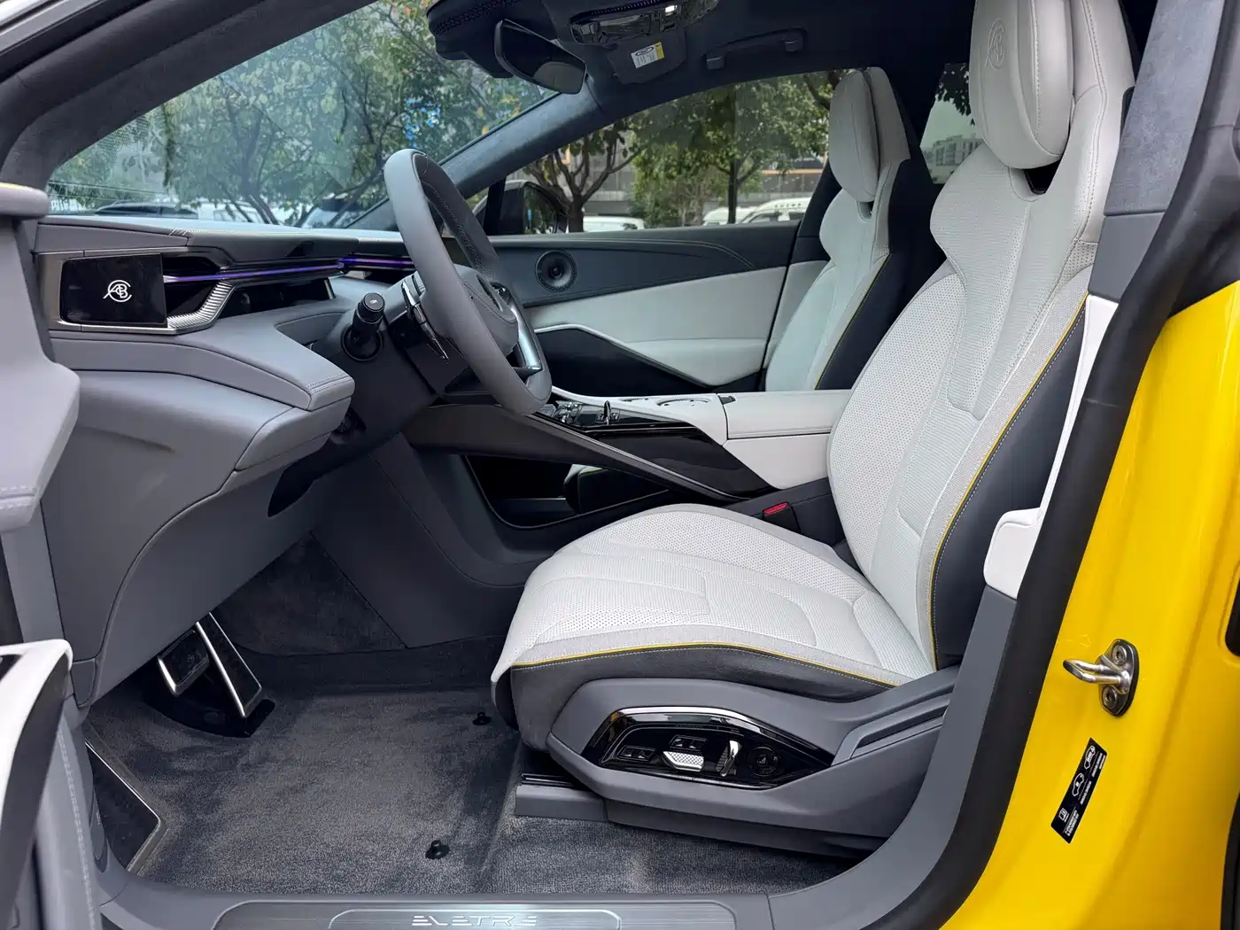 Lotus ELETRE 2025 2025 600 Luxury