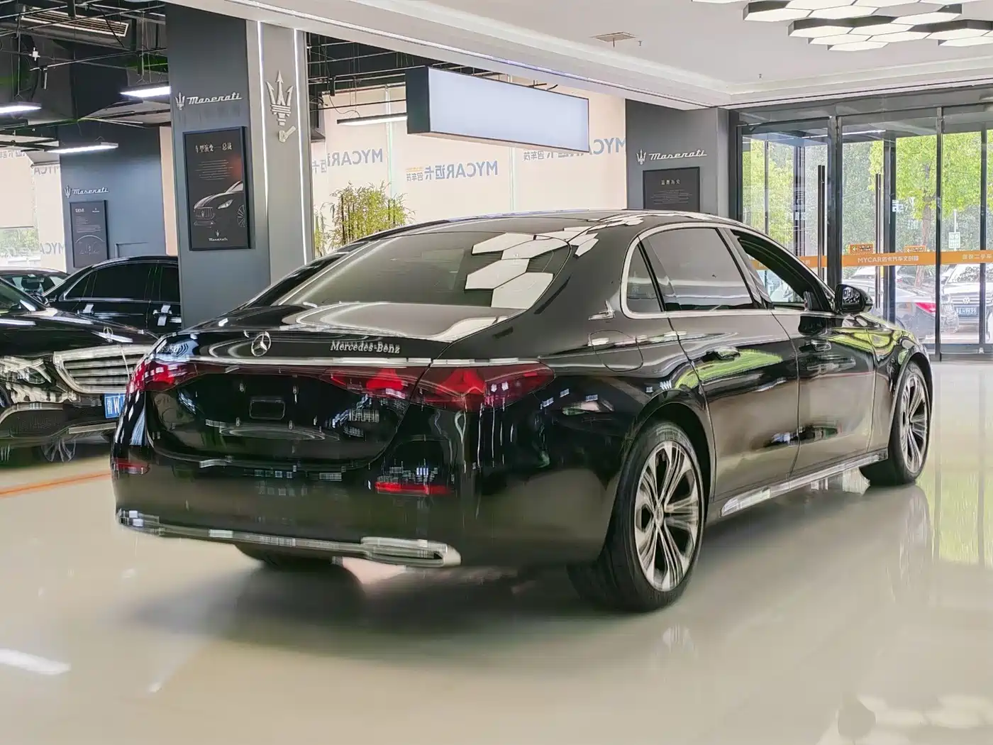 Mercedes-Benz E-Class New Energy 2024 2024 E 350 e L Plug-in Hybrid Sedan