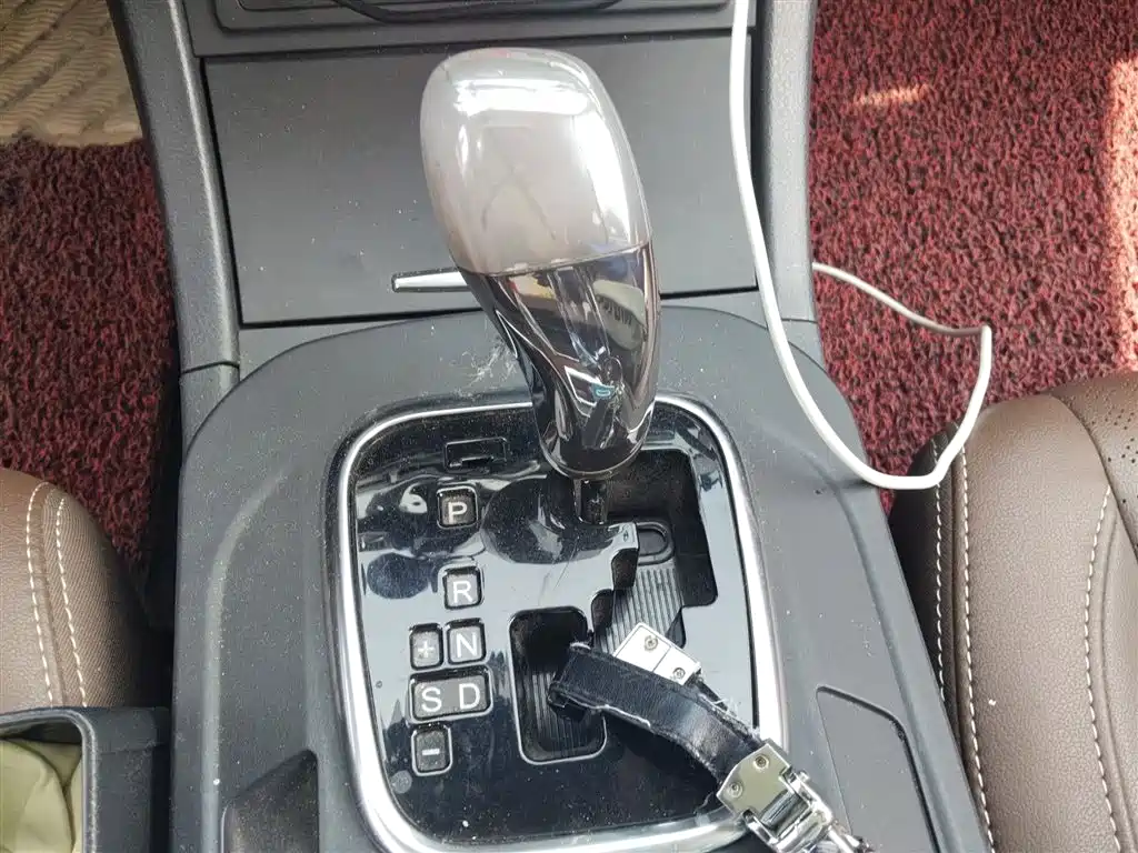 BYD S7 2016 2.0T Auto Premium Plus фото 7