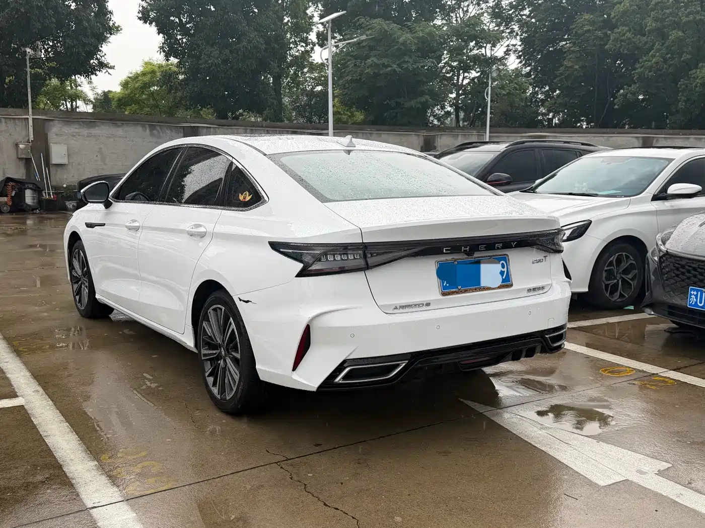 CHERY ARRIZO 8